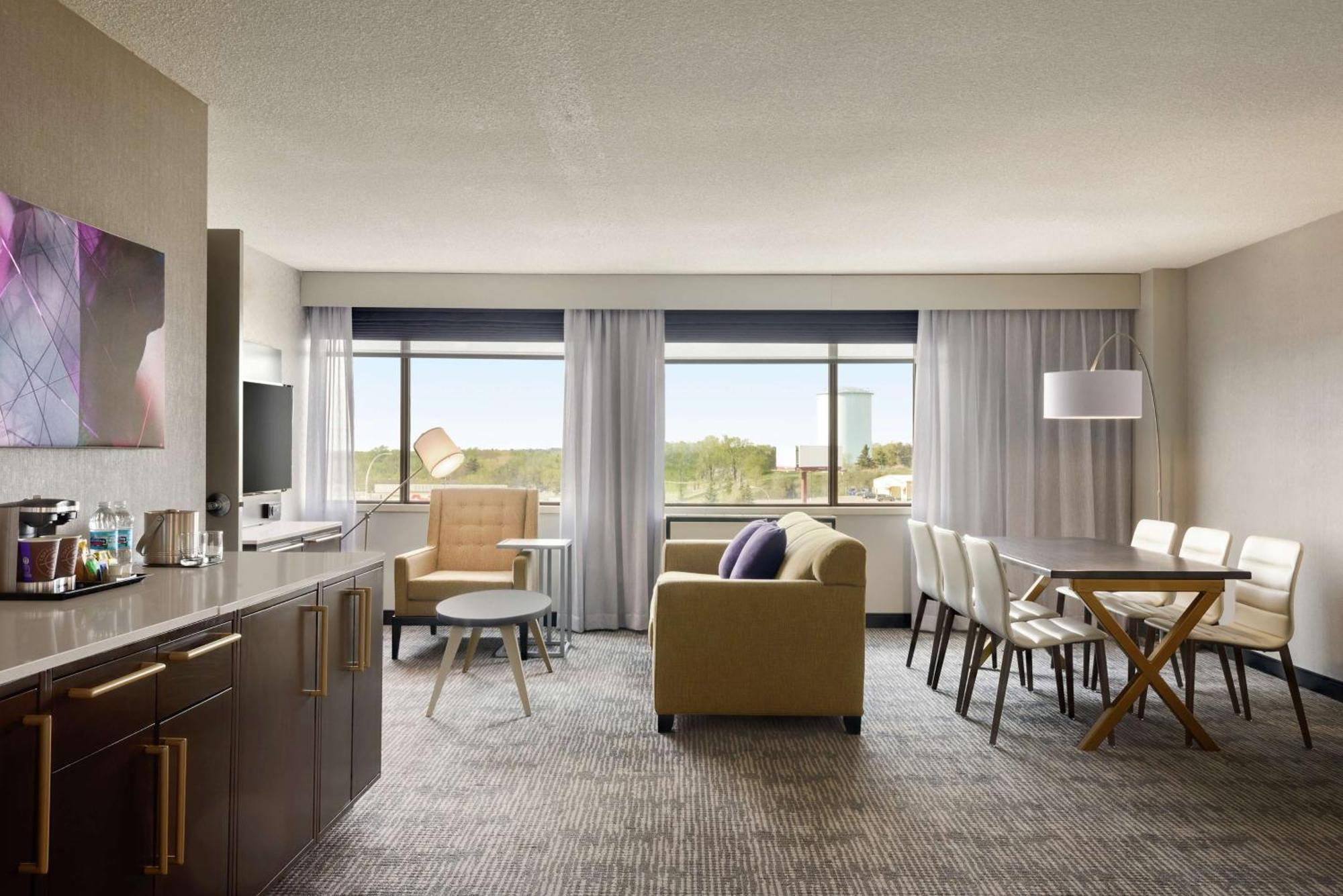 Doubletree By Hilton St. Paul, Mn