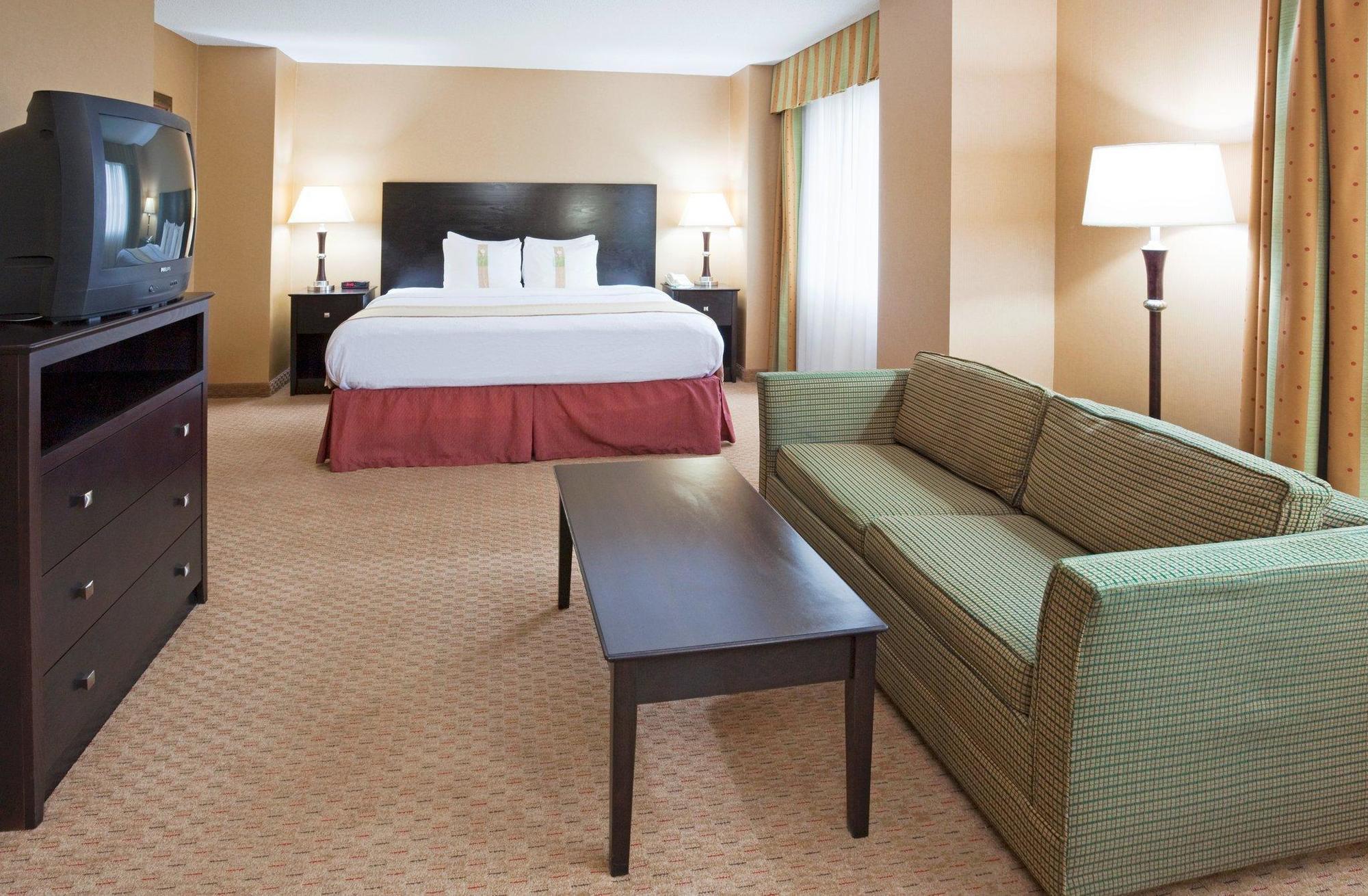 Doubletree By Hilton St. Paul, Mn