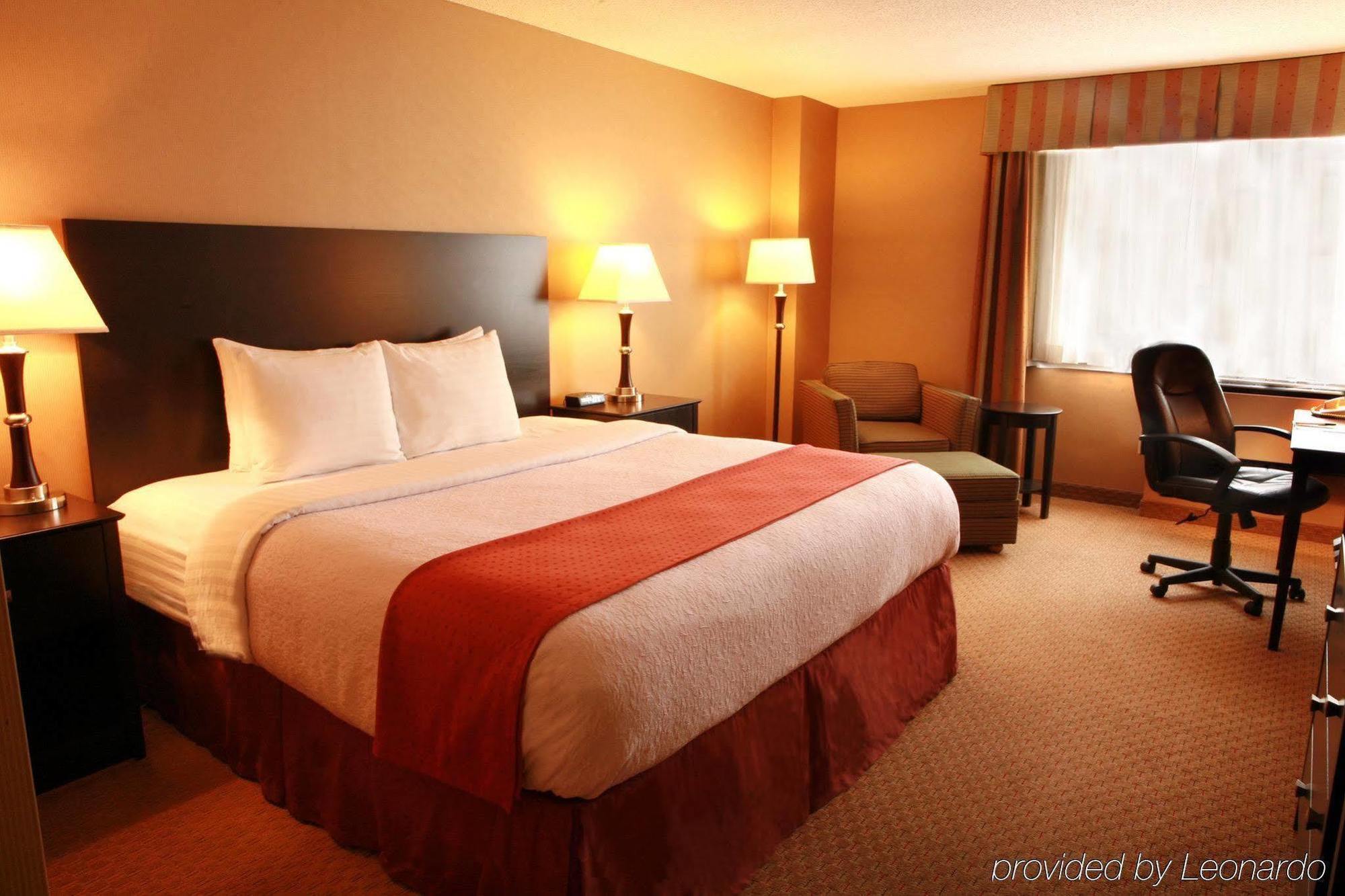 Doubletree By Hilton St. Paul, Mn
